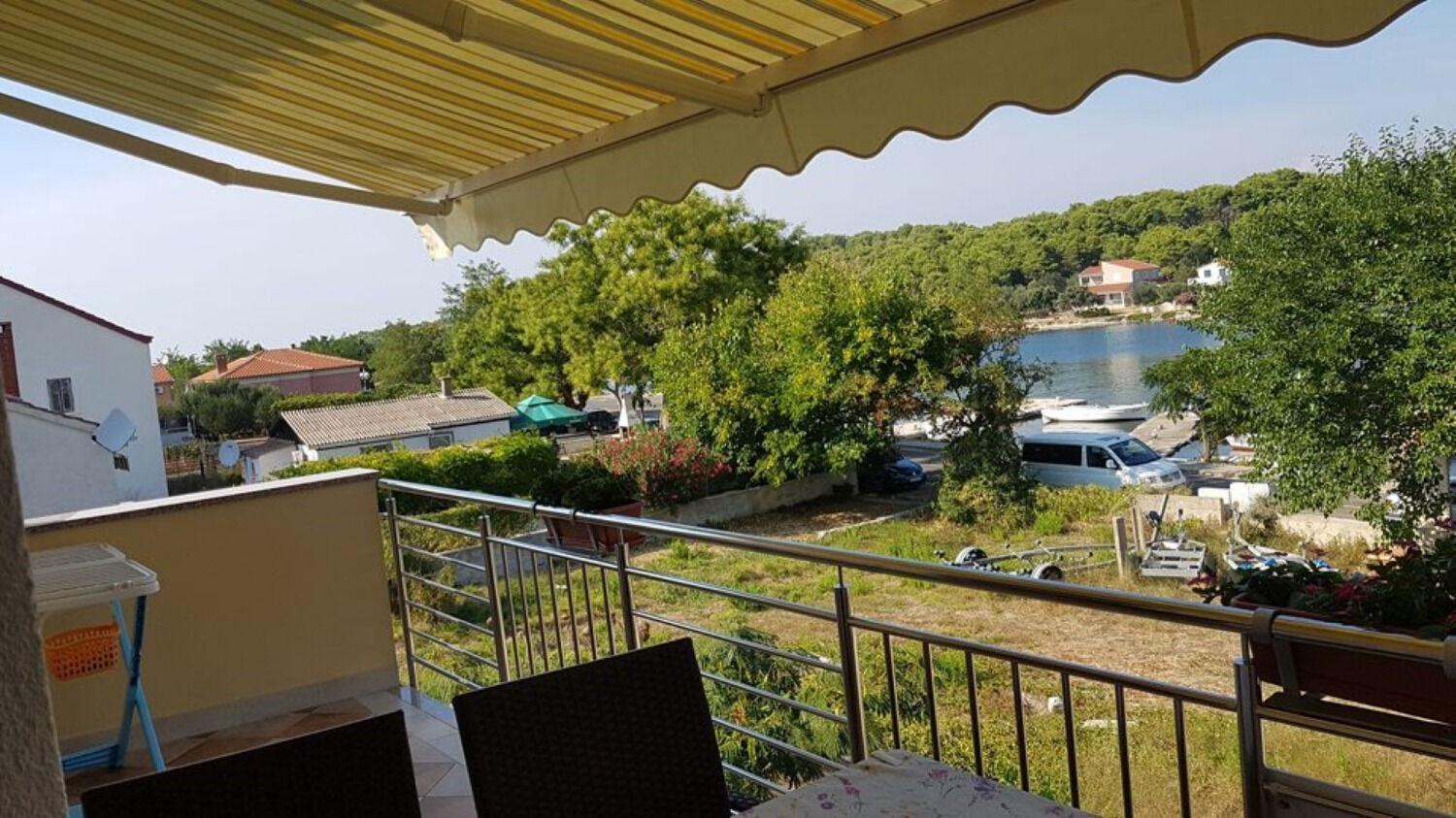 Apartment Zvone Veli Rat Exterior photo